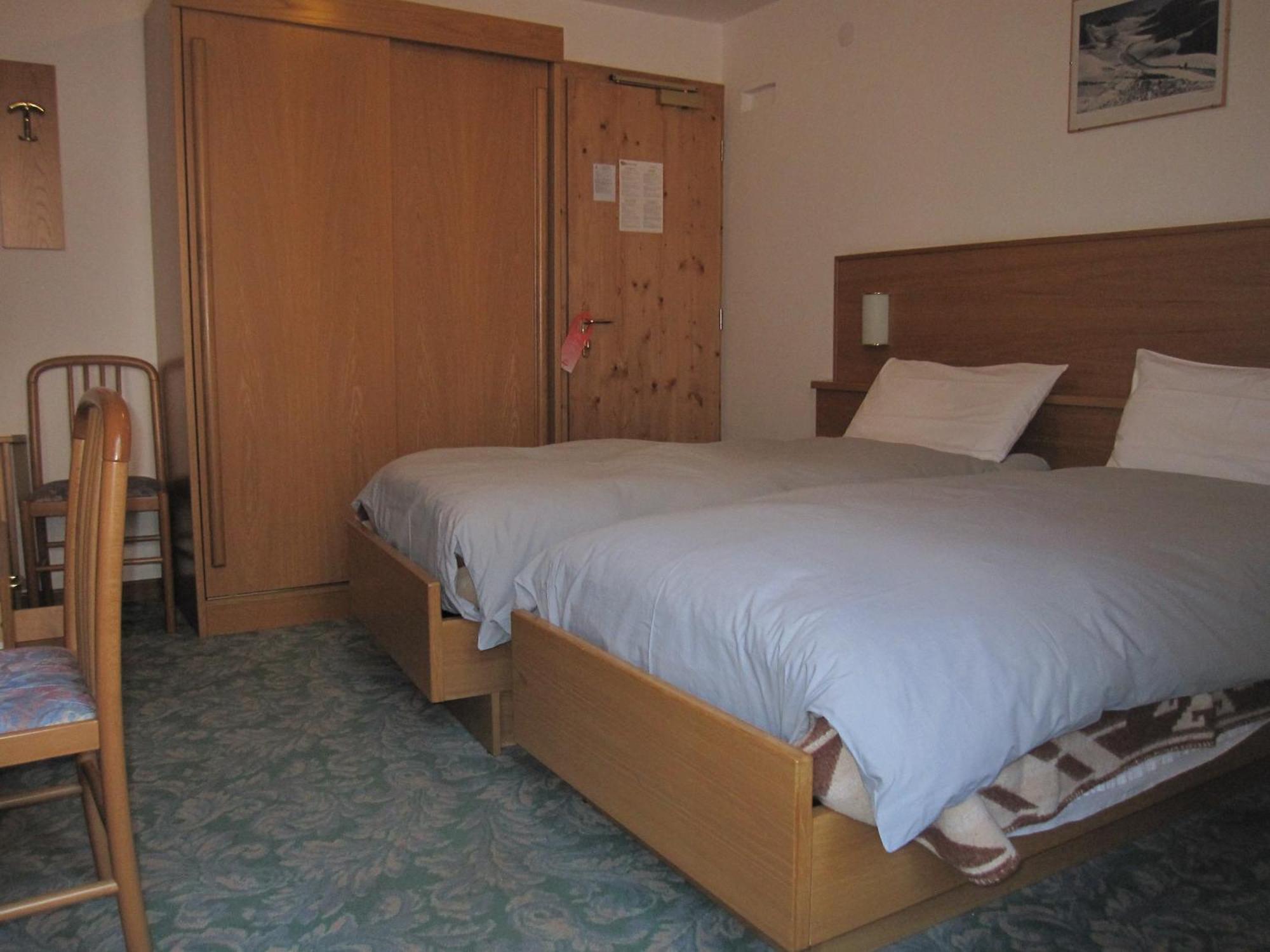 Hotel Presena Passo del Tonale Exterior photo