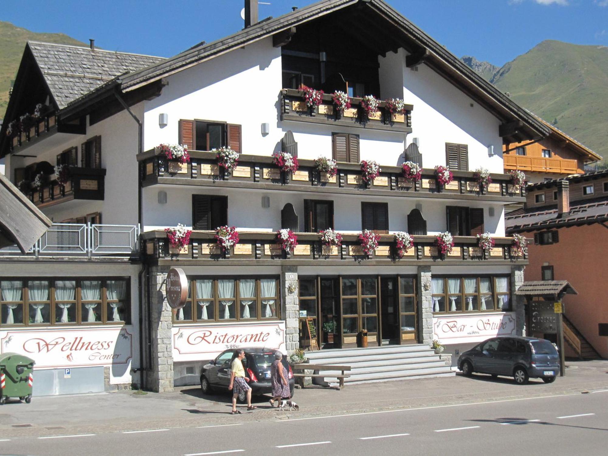 Hotel Presena Passo del Tonale Exterior photo