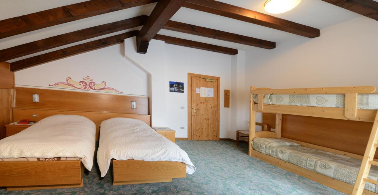 Hotel Presena Passo del Tonale Exterior photo
