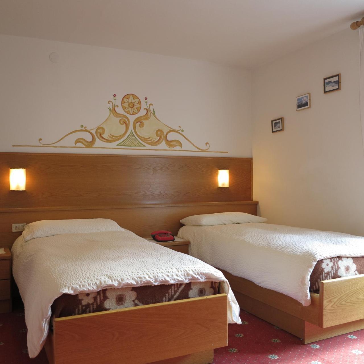 Hotel Presena Passo del Tonale Exterior photo